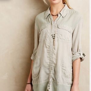 Anthropologie lightweight pocketed shirt Xs